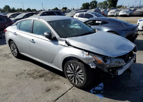 2024 Nissan Altima Sv z USA, uszkodzony, nr VIN 1N4BL4DV7RN360742